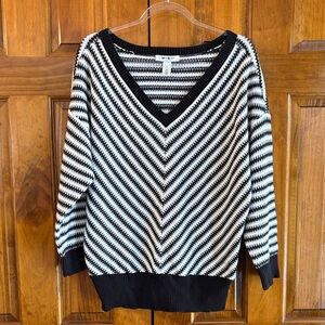 White House Black Market V-Neck Chevron Sweater